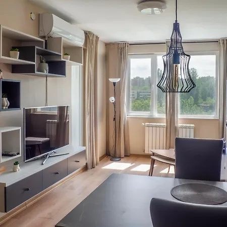 Apartment Cozy With Parking 5 мinutes From The Center Sofia